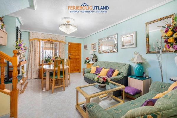 Casa independiente en calle Gandhi s/n