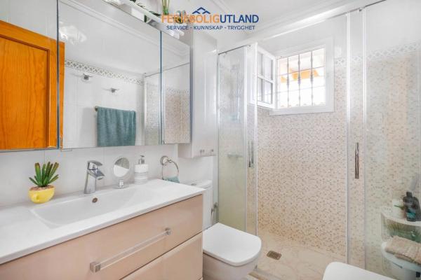 Casa independiente en calle Gandhi s/n