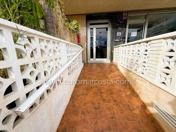 Piso en avenida de las Habaneras