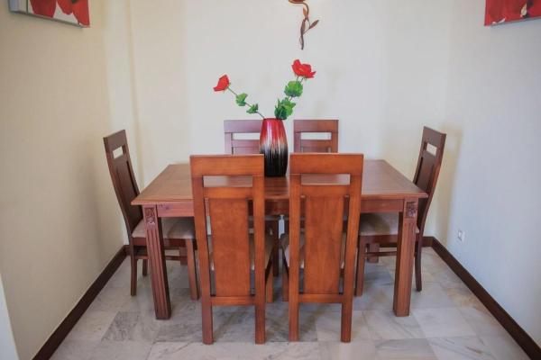 Piso en avenida Roentgen, 3