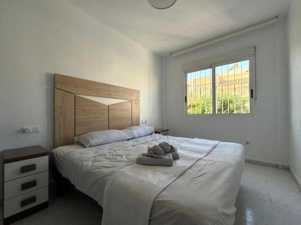 Casa independiente en calle Camilo José Cela