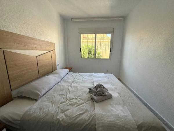 Casa independiente en calle Camilo José Cela