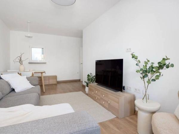 Piso en calle Finlandia, 5 -1