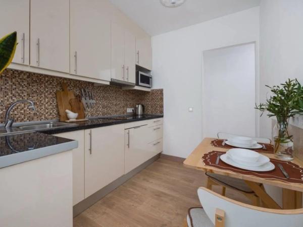 Piso en calle Finlandia, 5 -1