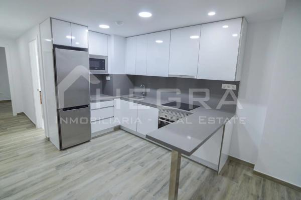 Piso en calle Ramón Gallud, 139