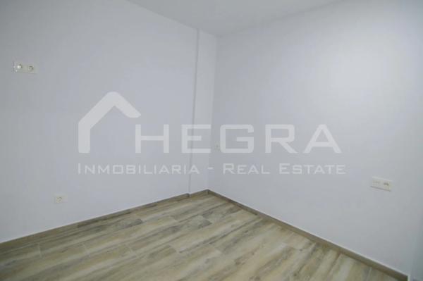 Piso en calle Ramón Gallud, 139