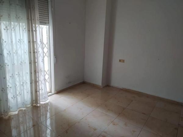 Piso en calle Ramón Gallud, 182