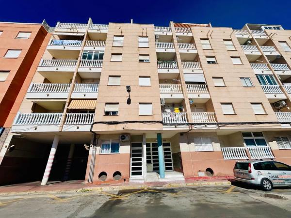 Piso en calle Patricio Zammit, 60