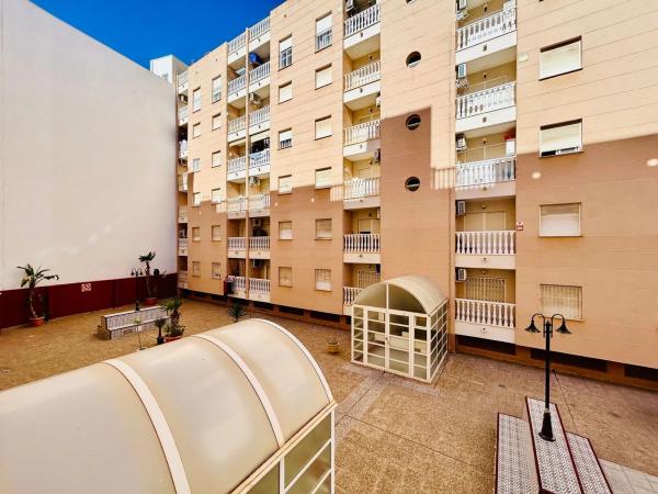 Piso en calle Patricio Zammit, 60