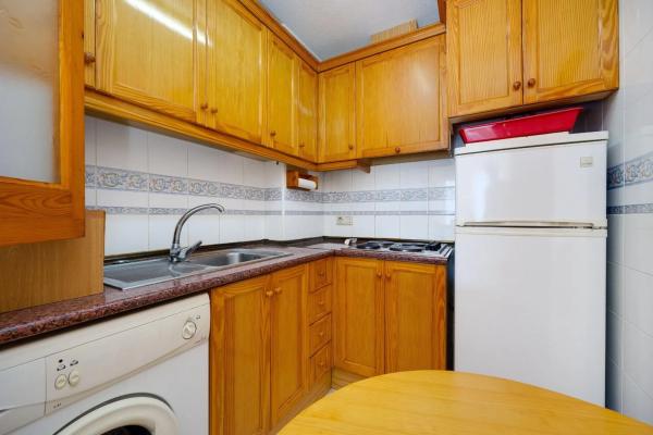 Estudio en calle los Gases, 50