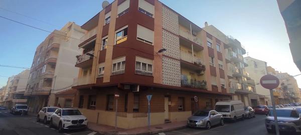 Piso en calle Concordia, 84