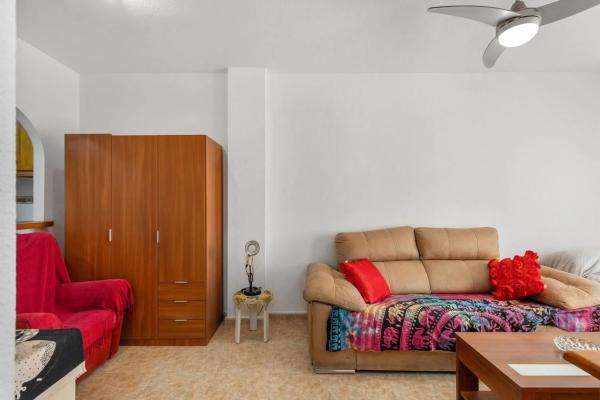 Estudio en calle Vicente Blasco Ibáñez