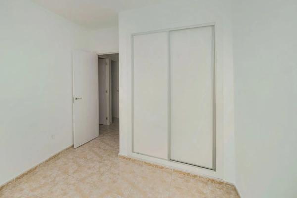 Chalet pareado en calle Goleta