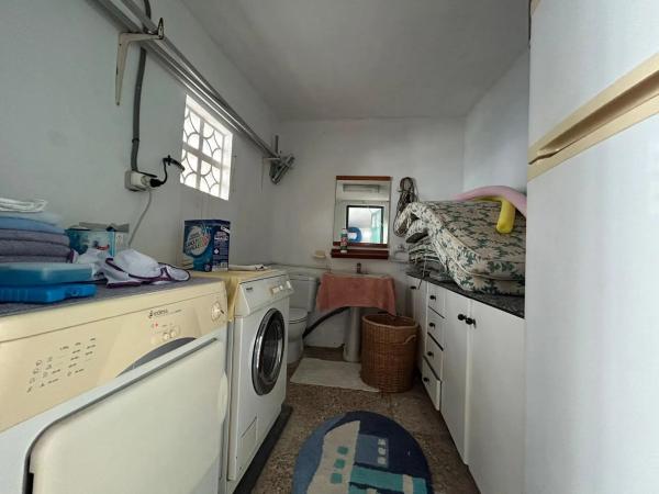 Chalet pareado en calle Pleamar, 46