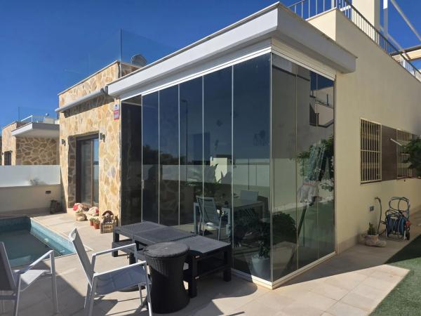 Chalet en Punta Prima