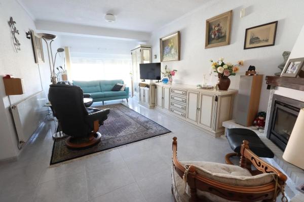 Chalet adosado en calle Pleamar