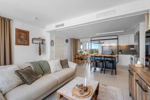 Piso en calle del Tornado, 1