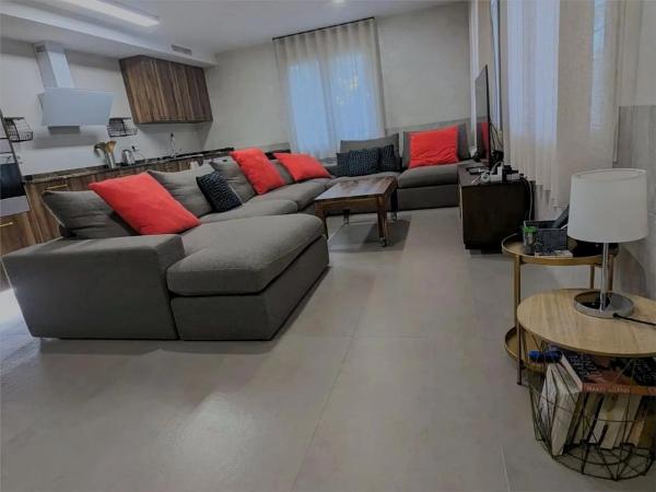 Casa independiente en pd peña las águilas, 189