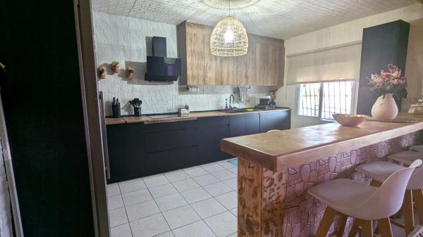 Casa independiente en alto Torrellano Pd 2051 s/n