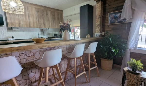 Casa independiente en alto Torrellano Pd 2051 s/n