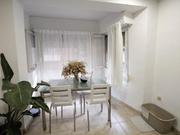 Piso en Barrio Reina Victoria-Miguel Hernández