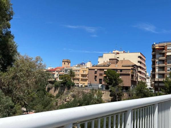 Casa independiente en calle Blas Valero