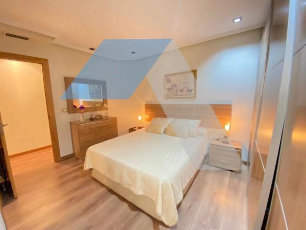 Piso en Barrio Reina Victoria-Miguel Hernández