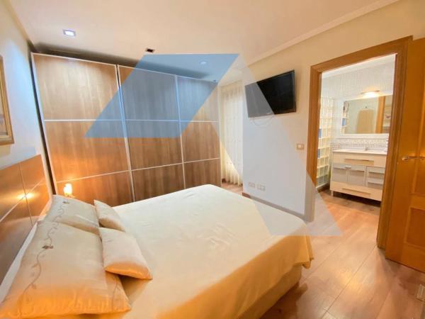 Piso en Barrio Reina Victoria-Miguel Hernández