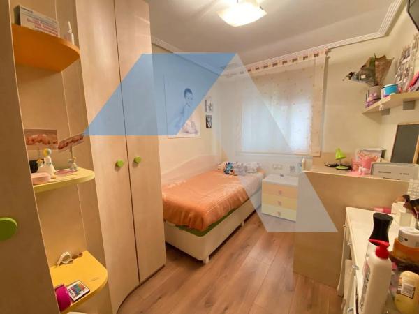 Piso en Barrio Reina Victoria-Miguel Hernández