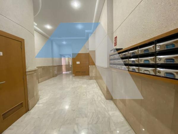 Piso en Barrio Reina Victoria-Miguel Hernández