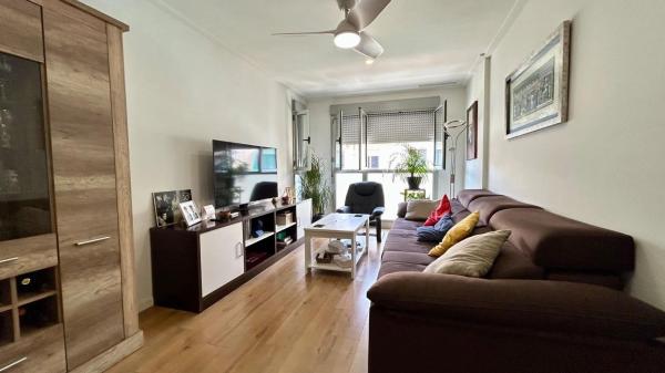 Piso en Barrio Reina Victoria-Miguel Hernández