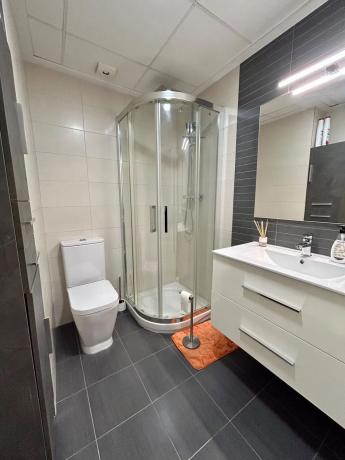 Piso en Barrio Reina Victoria-Miguel Hernández