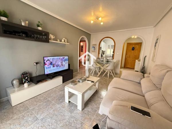 Piso en avenida Costa Blanca