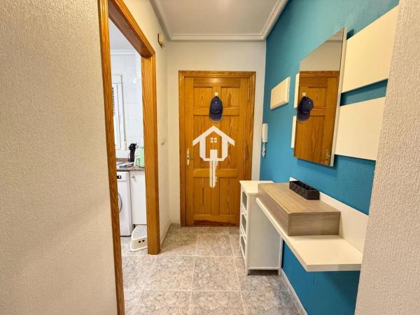 Piso en avenida Costa Blanca