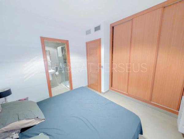 Chalet pareado en calle Albacete