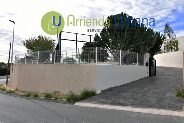 Chalet en calle Pego