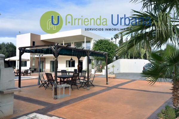 Chalet en calle Pego