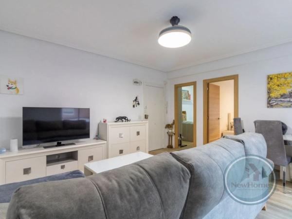 Piso en calle Monserrate Guilabert Valero