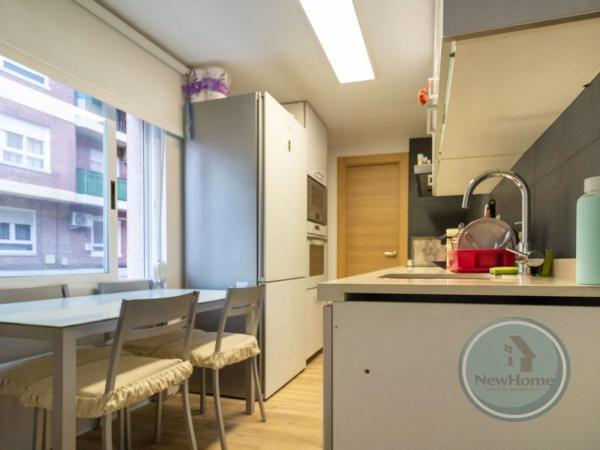 Piso en calle Monserrate Guilabert Valero