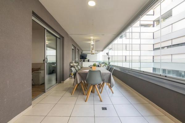 Piso en calle Presidente Adolfo Suárez