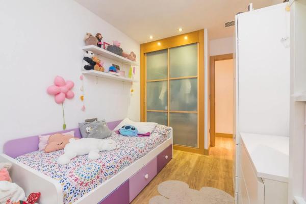 Piso en calle Presidente Adolfo Suárez