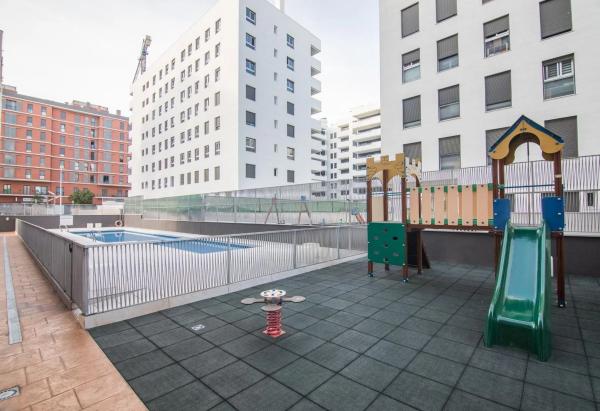 Piso en calle Presidente Adolfo Suárez