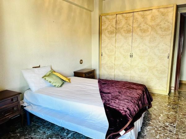 Piso en Barrio Raval de Santa Teresa-El Asilo