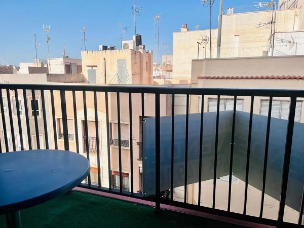 Piso en Barrio Raval de Santa Teresa-El Asilo