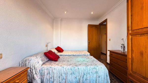 Piso en calle Vicente Aleixandre