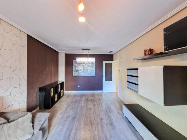 Piso en Barrio Zona Universidad