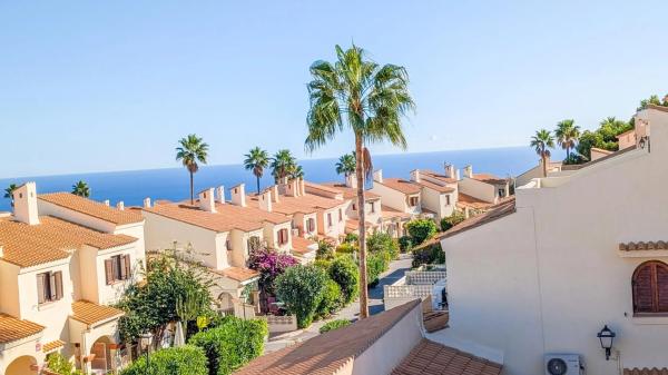Casa independiente en avenida D'Escandinàvia
