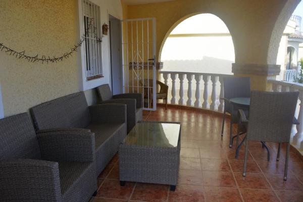 Casa independiente en calle Luxemburgo, 99