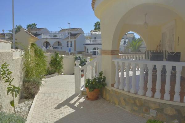 Casa independiente en calle de Holanda