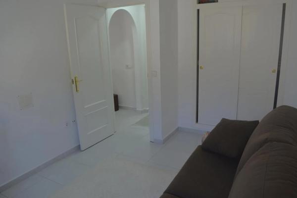 Casa independiente en calle de Holanda